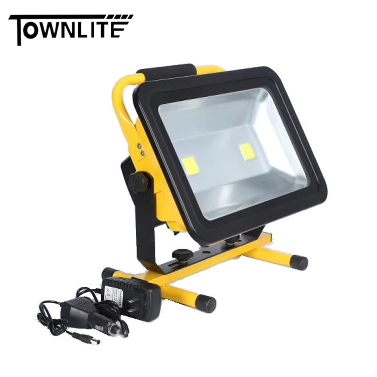 RECHARGABLE LED FLOOD LIGHT